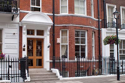 cosmetic surgery partners London Welbeck Hospital outside